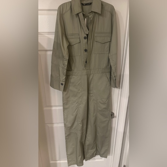 NEW Zara Jumpsuit - Size Large - Picture 5 of 6